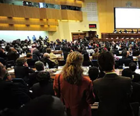 澎龙电池济南峰会获双奖，论道新能源并签多项合作